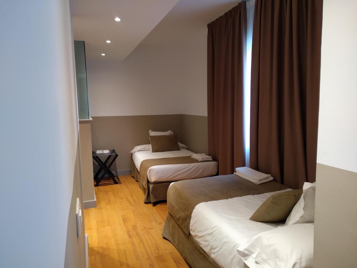 Hotel Airinos 3* Cangas do Morrazo Exterior photo