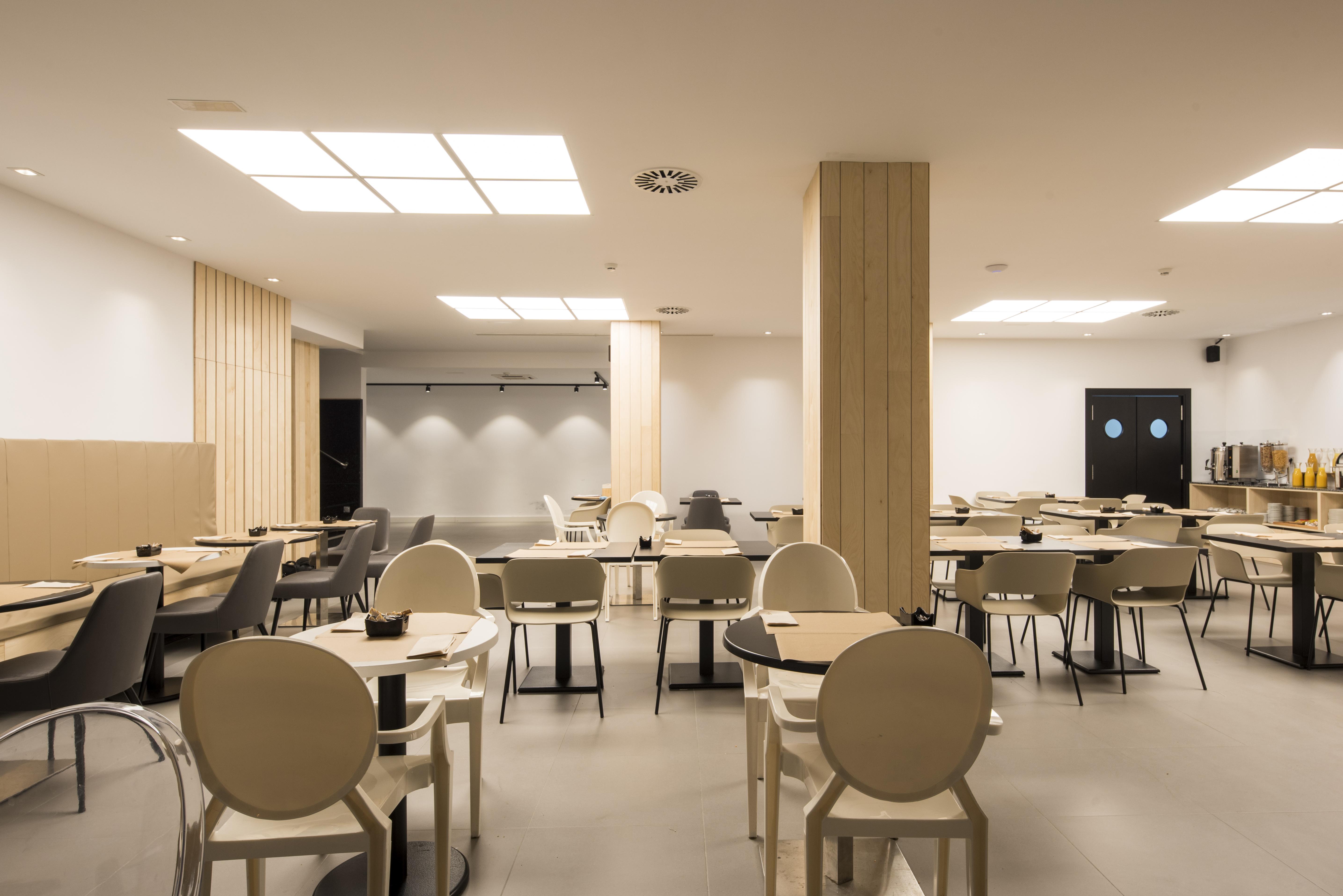 Hotel Airinos 3* Cangas do Morrazo Exterior photo