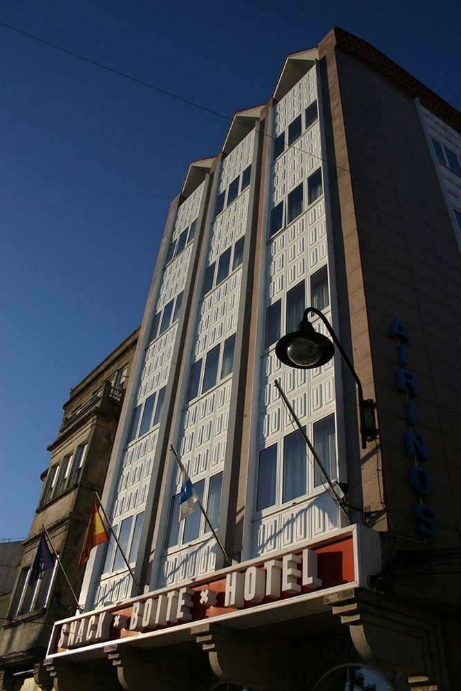 Hotel Airinos 3* Cangas do Morrazo Exterior photo